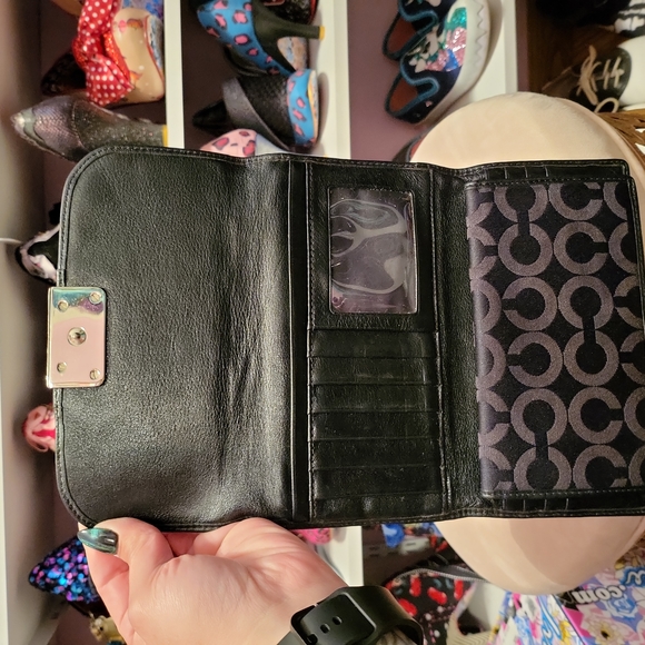 Coach Wallet - Picture 3 of 6